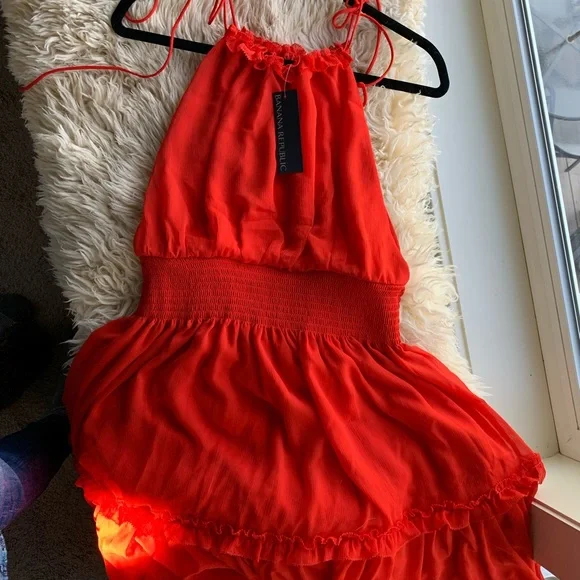 Stunning Banana Republic red chiffon dress, new with tags - Picture 3 of 4